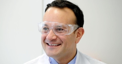 З-за каронавіруса прэм'ер Ірландыі будзе працаваць лекарам