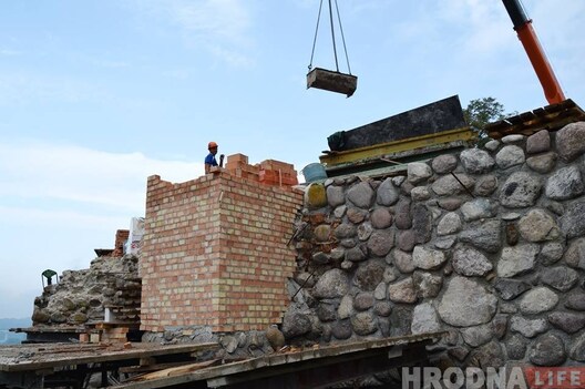 24_1_1.jpg 24_1_1.jpg