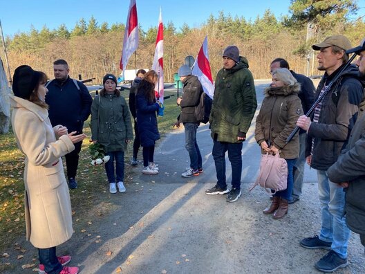 1/4 250822233_1053557952139980_4431495313832502262_n.jpg