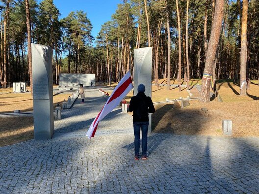 3/4 251873524_1053558402139935_863531375269648145_n.jpg