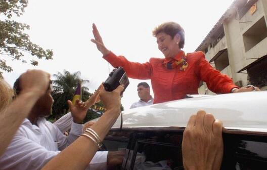 Фота MEREDITH DAVENPORT Фота MEREDITH DAVENPORT