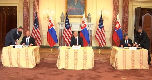 ЗША і Славакія падпісалі ваенную дамову