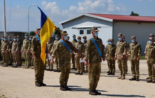 Украінскія міратворцы пакідаюць Косава. Фота: Мінабароны Украіны Украінскія міратворцы пакідаюць Косава. Фота: Мінабароны Украіны