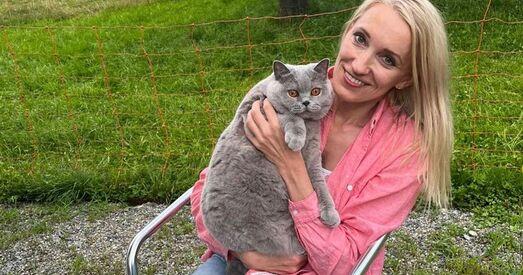 «Дагэтуль на бальнічным і рэгулярна наведваю псіхолага». Як жыве Наталля Хершэ пасля беларускай турмы