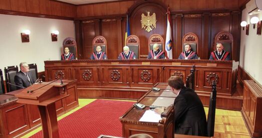 Прэзідэнта Малдовы Дадона абвінавацілі ў парушэнні Канстытуцыі. Можа быць імпічмэнт