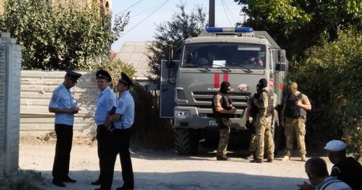 Крым: вобшукі і затрыманні крымскіх татар