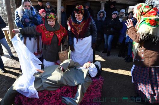 2/10 2march_maslenitsa03.jpg