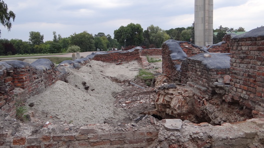 Раскрытыя скляпенні былога Калегіума езуітаў. Раскрытыя скляпенні былога Калегіума езуітаў.