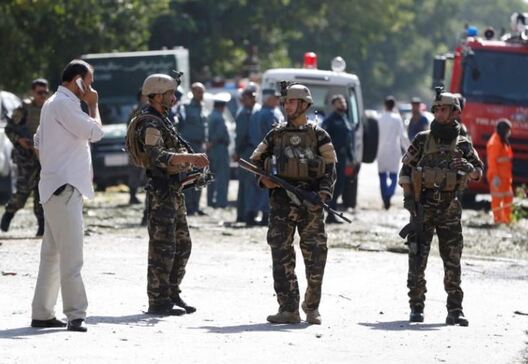 Сілы бяспекі на месцы тэракту ў Кабуле. Фота Reuters Сілы бяспекі на месцы тэракту ў Кабуле. Фота Reuters