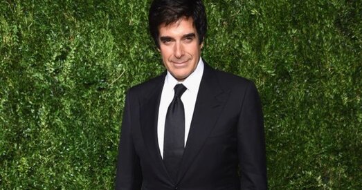 Сусветна вядомы ілюзіяніст апынуўся на лаве падсудных