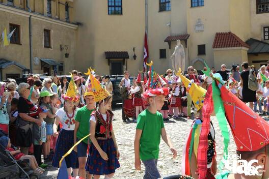 13/35 34790678_1734362169966900_13597089070055424_n_logo_1_logo.jpg