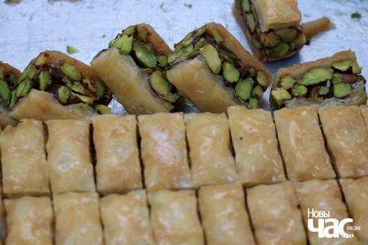 11/19 34793135_1736728833063567_2392262557277618176_n_logo.jpg