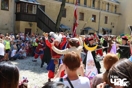 2/35 34827839_1734362766633507_1146016382605852672_n_logo_1_logo.jpg