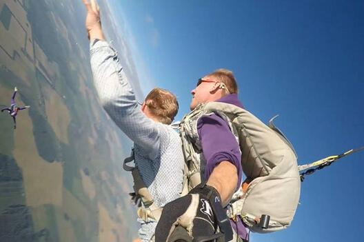 4/5 3691894922433229623750453744348700491644928n.jpg