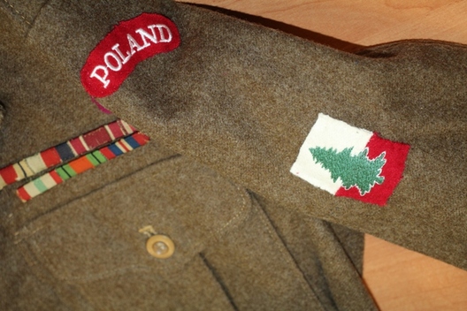 4/7 387110_original.jpg