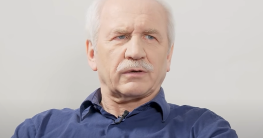 Палітолаг Валерый Карбалевіч — пра заявы Макея і вайсковыя сборы