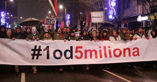 У Сербіі працягваюцца пратэсты апазіцыі: тысячы дэманстрантаў на вуліцах