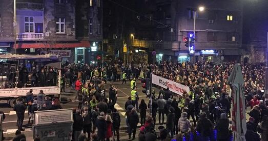 У Сербіі працягваюцца пратэсты супраць прэзідэнта