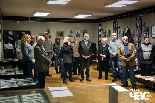 1/20 48413526_2225545351098788_6833486129795170304_o_logo.jpg