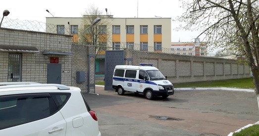 «У ІЧУ проста пекла для палітычных». Фатограф ішоў на пляж, але трапіў у ізалятар за фота з дзіцячага свята