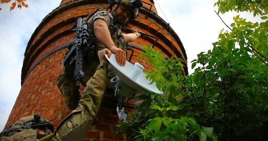 Дональд Трамп упершыню за сваю кадэнцыю даў зброю Украіне