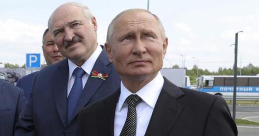 Bloomberg паведаміў пра магчымасць уцёкаў набліжаных Лукашэнкі ў Расію