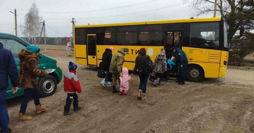 Украінскія бежанцы з'язджаюць з Беларусі ў РФ