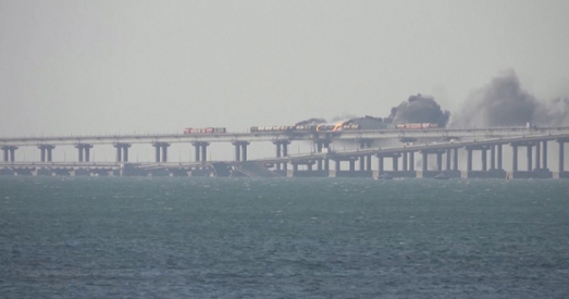 РФ аднавіла рух па Крымскім мосце