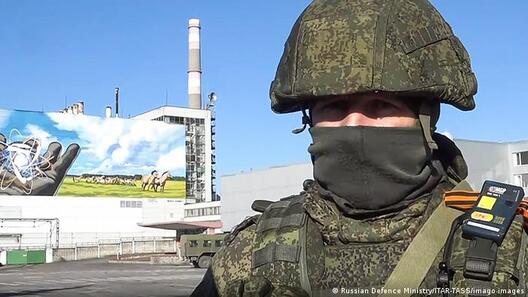 Расійскі вайсковец побач з ЧАЭС. Фота: ТАСС Расійскі вайсковец побач з ЧАЭС. Фота: ТАСС