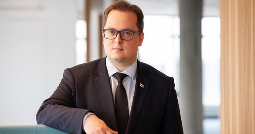 Франак Вячорка распавёў пра сустрэчы Макея