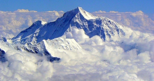 На вяршыні Эверэста ўпершыню знайшлі мікрапластык