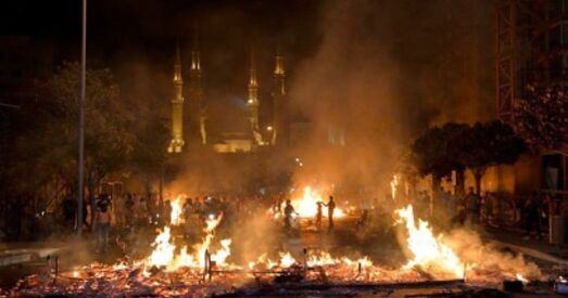 Параненыя і забітыя: у Ліване адбываюцца масавыя пратэсты