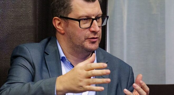 Адметнасць цяперашніх страйкаў на прадпрыемстваў — у тым, што яны палітычныя Адметнасць цяперашніх страйкаў на прадпрыемстваў — у тым, што яны палітычныя