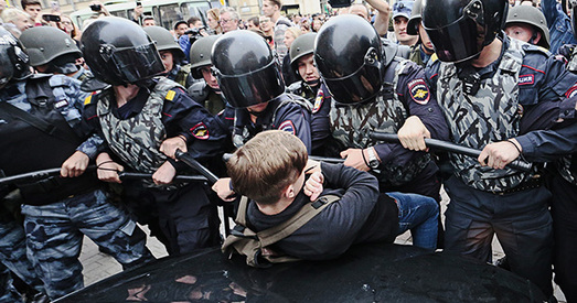 Каля 300 непаўналетніх было затрымана ў Расіі на акцыях 23 студзеня