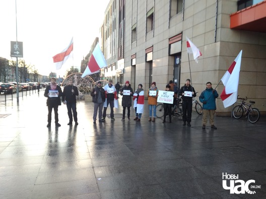 3/3 80025514_2634365493337954_1514892195738419200_n_logo.jpg