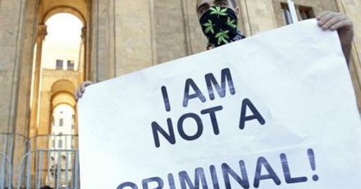 Як Партугалія перамагла эпідэмію ўжывання гераіну, скасаваўшы пакаранне за наркотыкі