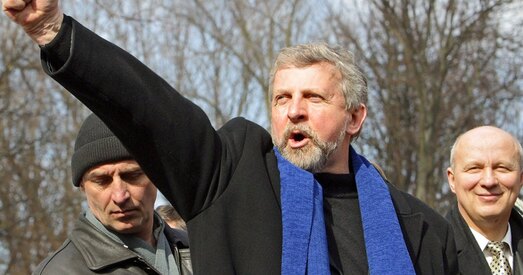 Аляксандру Мілінкевічу — 70!