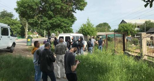 Расійскія сілавікі праводзяць масавыя ператрусы ў акупаваным Крыме, ёсць затрыманыя