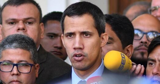 Вярхоўны суд Венесуэлы забараніў Хуану Гуайда пакідаць краіну і замарозіў актывы