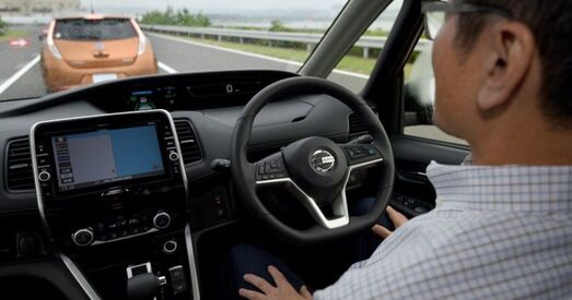 Японцаў заклікалі мяняць правы кіроўцы на пахавальныя зніжкі