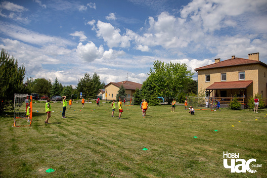 8/10 __sos_dzicjaczaja_veska_mar_ina_horka___svjata__fota_dzmitryeu_dzmitryj__16__logo.jpg