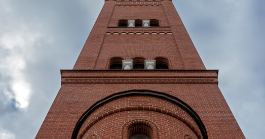 Чаму царква маўчыць, калі святары — за кратамі?