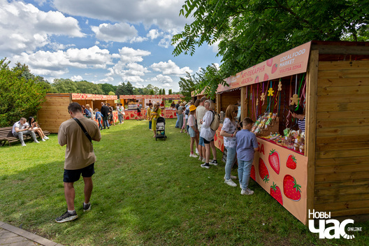 6/10 _belarus_minsk_vulica_eza_2022_fota_dzmitryeu_dzmitryj_novy_czas__11__logo.jpg