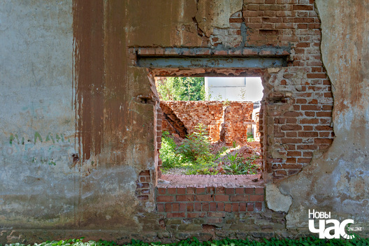 3/5 _belarus_smilaviczy_stary_palac_2023_fota_novy_czas__2__logo.jpg