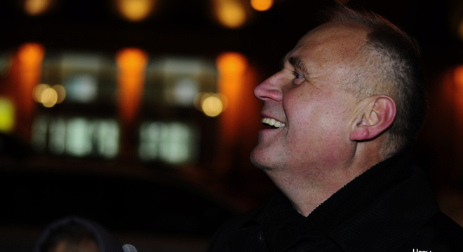 Амаль два месяцы няма ніякіх навінаў з-за кратаў пра Мікалая Статкевіча Пра Мікалая Статкевіча — два месяцы няма ніякіх навін