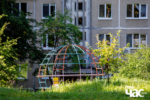 4/4 _harezlivy_pacalunak_damy_pobacz_fota_dzmitryeu_dzmitryj_novy_czas__1__logo.jpg