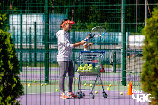 2/2 _harezlivy_pacalunak_tenisnyja_korty_fota_dzmitryeu_dzmitryj_novy_czas__1__logo.jpg