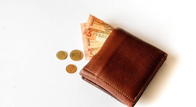 Аляксандр Кныровіч пра прапановы па адукацыі Кныровіч пра прапановы ўладаў па адукацыі: Гэта махлярства — да 10 гадоў кожнаму ўдзельніку нарады