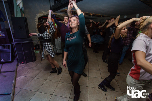 5/30 _mg_8427_logo.jpg