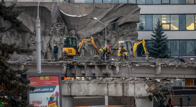 Мінскія ўлады збіраюцца адкрыць новы мост на Нямізе 10 лютага Мінскія ўлады збіраюцца адкрыць новы мост на Нямізе 10 лютага